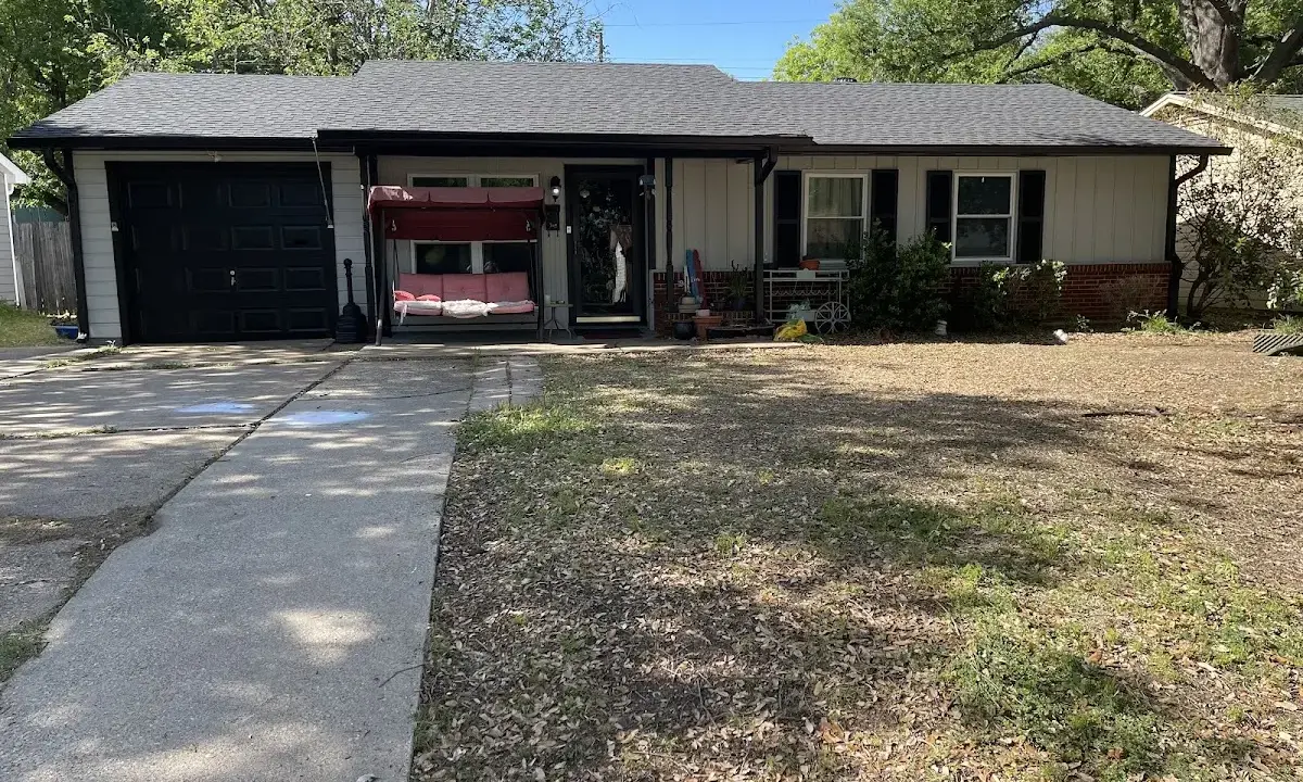 Roof Inspection crew at work on a residential roof in DeBary